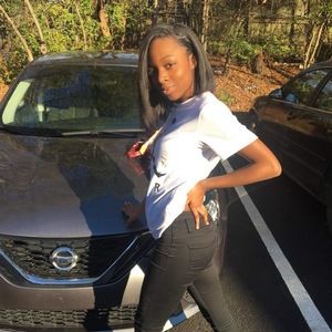 Meet your Posher, Adreauna